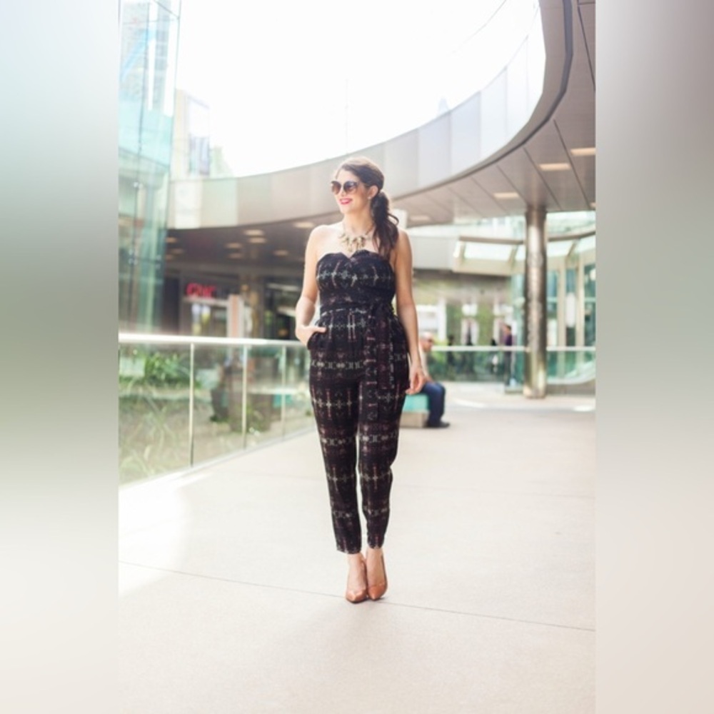Jessica Simpson Black and White Patterned Jumpsuit